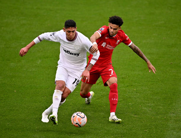 战中表现出 战中表现出